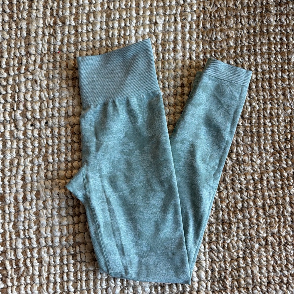 Gymshark light green camo leggings